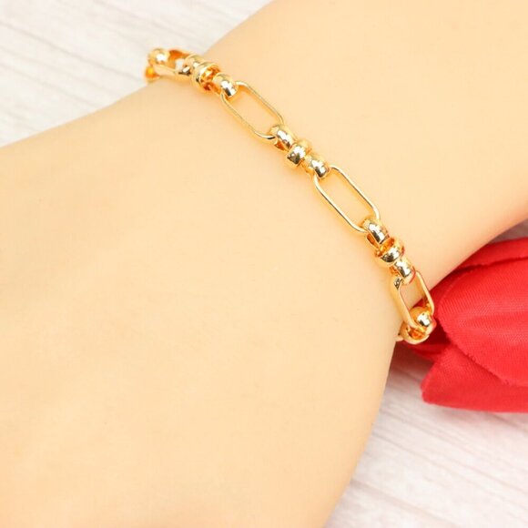 "Trendy Handmade Bracelet – A Thoughtful Gift for Girls & Women | UNVRC1557 - Picture 5 of 10